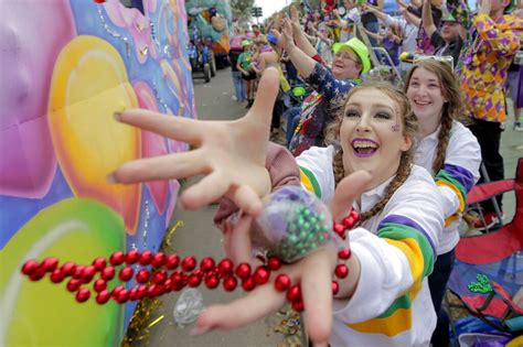 Mardi Gras 2019 Dressed Up Ready For Fun New Orleans Celebrates Fat Tuesday See Latest