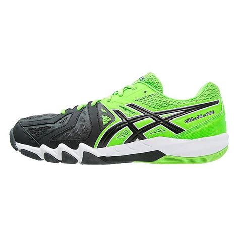 I'm surprised they messed with a good thing, but it looks like several pros are wearing the new model, so that's a good sign. Asics Gel Blade 5 Indoor Court Shoes - Squash Source