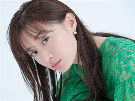 松本典子 松本萌 松本萌17歳 松本未来 松山千春 マドンナ 真夏かがり 間宮沙希子 黛ミキ 真弓倫子 妹岳なつめ マリア 真莉亜 マリアン まりえ 真梨邑ケイ 真梨邑ケイ＆渡辺真起子 毬谷友子 マリリン・モンロー 丸純子 【画像】松本まりかさん