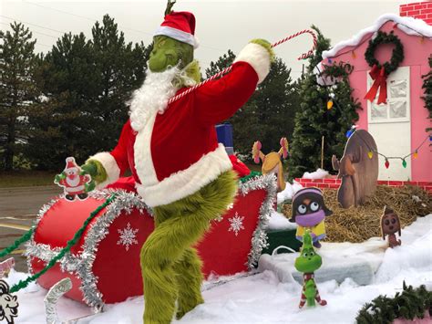 View How The Grinch Stole Christmas Parade Float Ideas Png