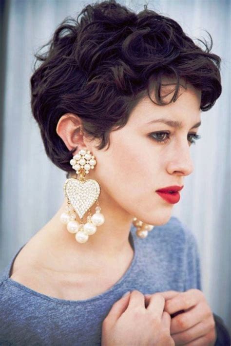 Shorter hair calls for statement earrings, bold lipstick or eyeshadow, and even more daring fashion choices. The Best Haircuts for Thin, Thick + Curly Hair - Blog ...