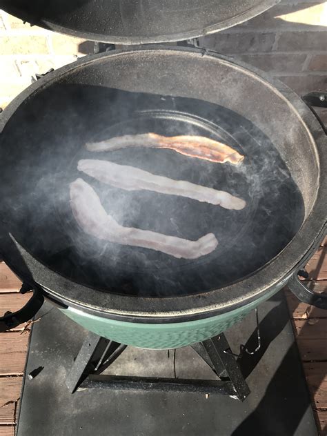 Jul 01, 2020 · when it comes to cooking on a griddle, the perfect griddle temp for pancakes is 375°f, or a medium setting on the stovetop. New cast iron round griddle — Big Green Egg - EGGhead ...
