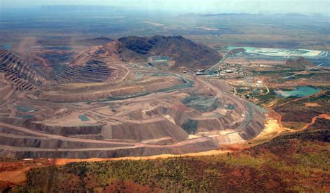Rio Tinto Readies To Close Worlds Biggest Diamond Mine Copperbelt