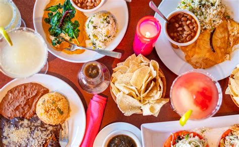 At around $1 each, fish tacos from this stand include all the traditional fixings with a few extra bells. 2021 Best Restaurants in San Antonio - eskca