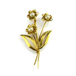 Antiques Atlas Stunning Vintage Gold Flower Brooch With Pearls