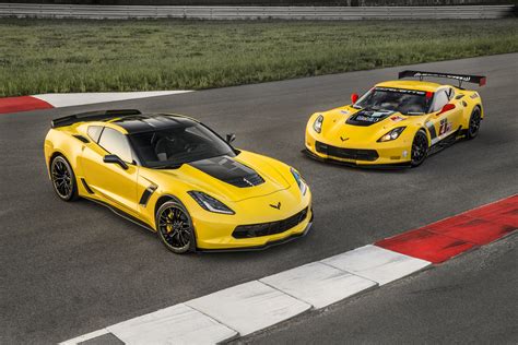 Chevrolet Introduces The Corvette Z06 C7r Edition Looks Fast As