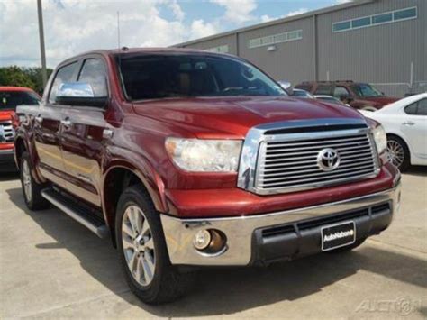 Purchase used 2010 Toyota Tundra LTD Four Wheel Drive 5.7L V8 32V