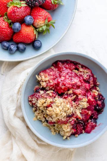 Mixed Berry Crisp Feelgoodfoodie