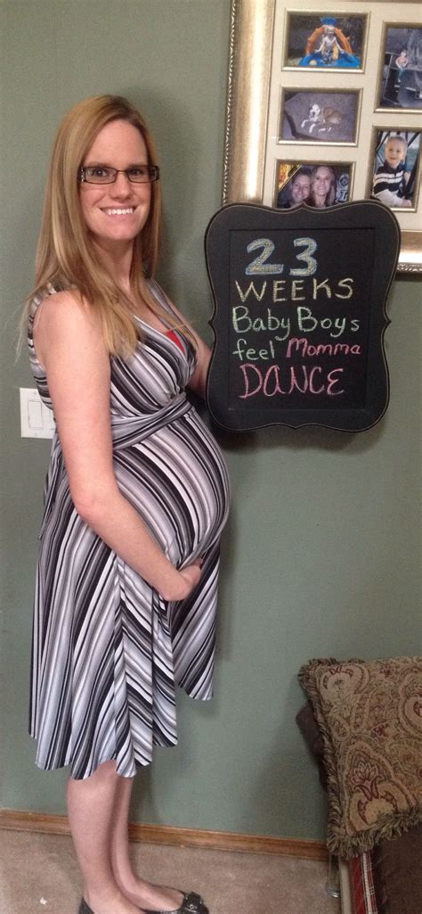 Twin Baby Bump Week By Week