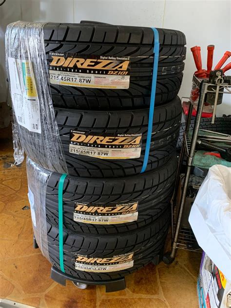 The dunlop direzza dz102 is a high performance sport tire intended for use on a variety of modern vehicles. DUNLOP DIREZZA DZ101 215/45R17 のパーツレビュー | レガシィB4(tetsuR ...