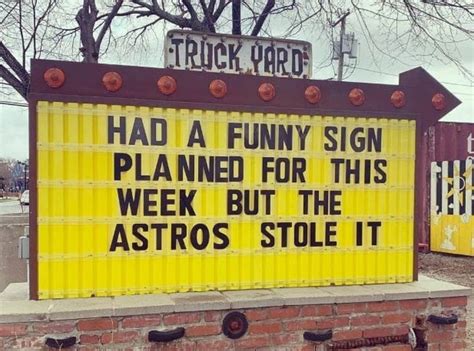 The Most Humorous Yard Signs Ever Produced History10