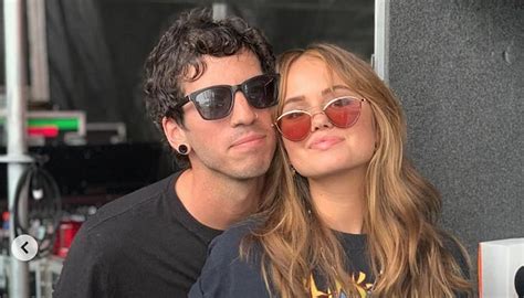 Yes Josh Dun And Debby Ryan Did Get Secretly Married When You Thought