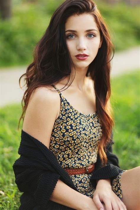 Emily Rudd Pictures Hotness Rating Unrated