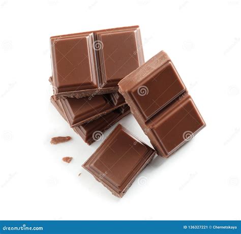 Stukken Van Smakelijke Melkchocola Op Witte Achtergrond Stock