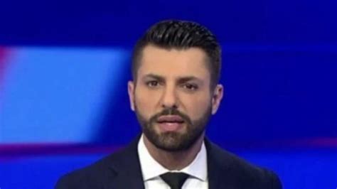 خبرني إعلامي لبناني يعلن مثليته الجنسية ويثير حالة غضب