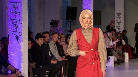 Model Inggris Berhijab Bagaimana Hijab Menjadi Pernyataan Sikap Bbc