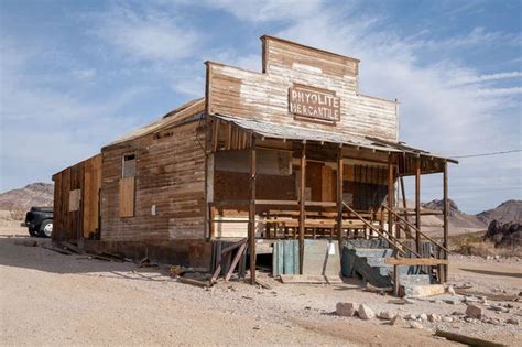 Abandoned Towns Across America You Can Actually Visit In 2020