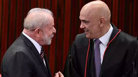 Lula Se Re Ne Com Ministros Do Stf Ap S Aprova O De Pec No Senado