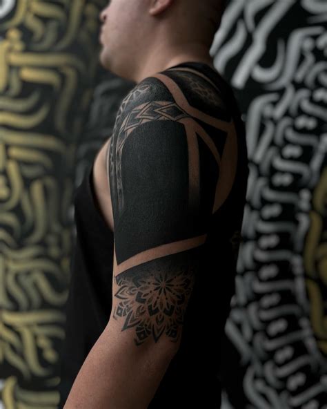 Discover 80 Blackout Tattoo Designs Latest Esthdonghoadian