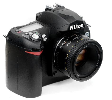 The Full Description And Specifications Of Nikon D70 Dslr Camera How