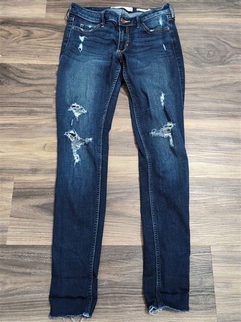 Hollister Low Rise Super Skinny Jeans Women 27x30 Size 5R Dark Blue
