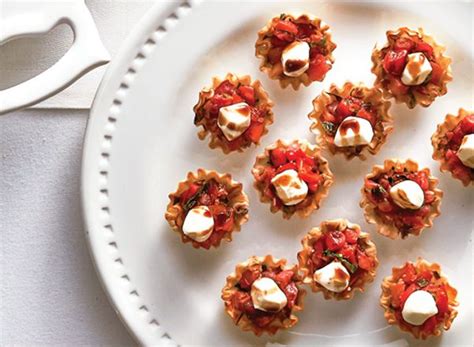 Sweet christmas advertisement for 2017 holiday season.we bring you some of the best ads from 2017 made for christmas and. Caprese Cups | Recipe | Publix recipes, Party food ...