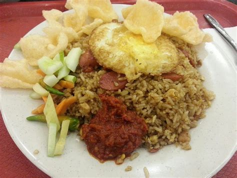 Nasi goreng kimchi adalah nasi goreng dengan tambahan kimchi yang berasal dari korea selatan. Aneka Nasi Goreng Sedap | Galeri Resepi - Galeri Resepi