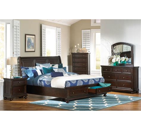 Here at badcock home furniture & more, you'll find great styles and quality bedroom sets all at the value you've come to know and love! Stiles 5 Pc Queen Bedroom Group | King bedroom, Furniture ...