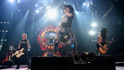 Guns N Roses Announces Only Concert Date Of 2019 Iheart