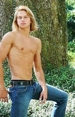 HEMDLOSER männlich Lange Blonde Haar Dude in Jeans Outdoor Hunk Mann Foto x c eBay
