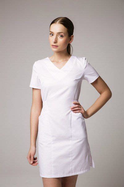 Pin By Alba Lacán On Lary Medical Scrubs Fashion Nurse Dress Uniform