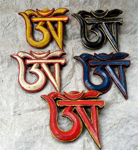 Hand Painted Auspicious Sacred Buddhist Om Wall Hang Decor For