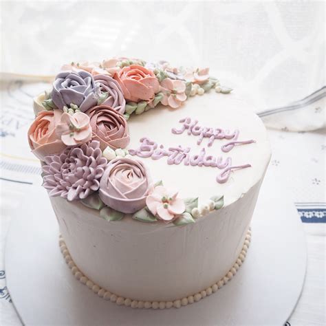 Online shopping a variety of best cake decorating cutters at dhgate.com. Bespoke Buttercream Flower Cakes - The Sweet Spot
