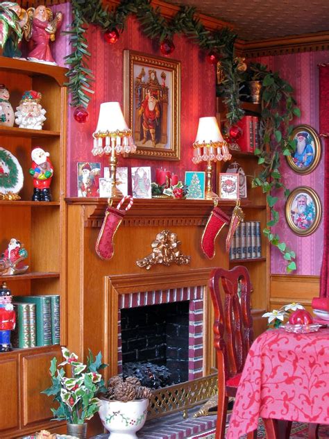 Blukatkraft Dollhouse Miniatures Christmas Room Box 112 Scale