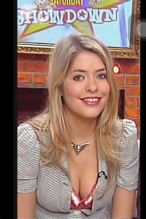 Pin On Holly Willoughby 2