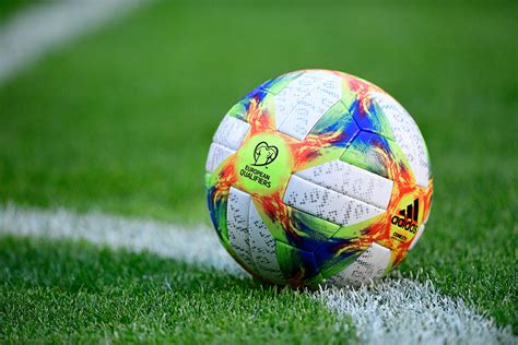Dann bist du bei uns genau richtig! Fußball-EM-Konzept auf der Kippe?