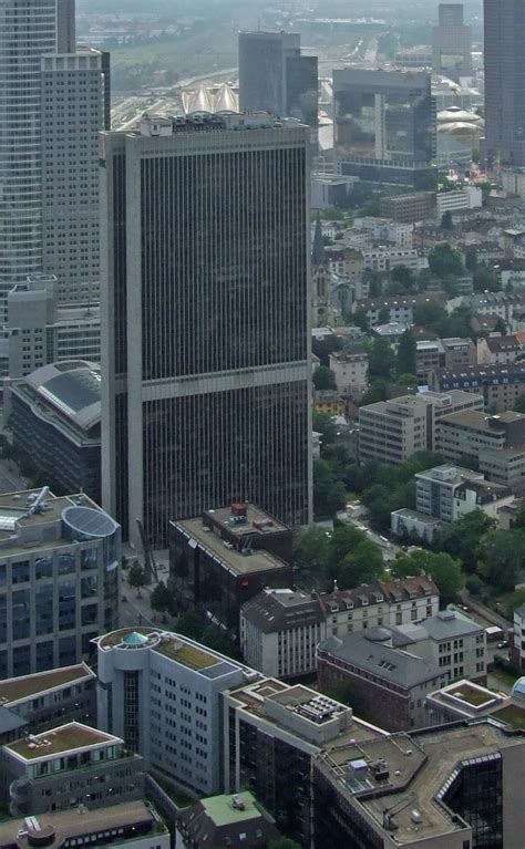 Das redaktionsteam sorgt dafür, dass hier im skyline atlas relevante fakten und neuigkeiten rund um die frankfurter. Frankfurter Büro Center - Wikipedia