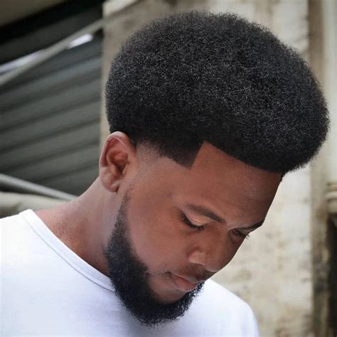 Low Taper Fade Haircut For Men In Dezayno