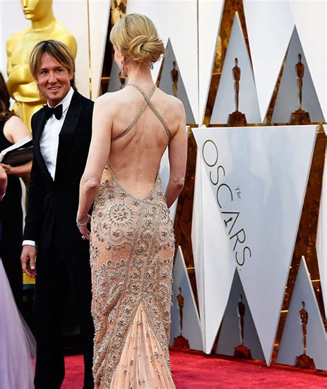 The Worst Oscars Wardrobe Malfunctions Through The Ages Now To Love