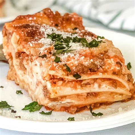 Classic No Boil Lasagna With Cottage Cheese Recipe
