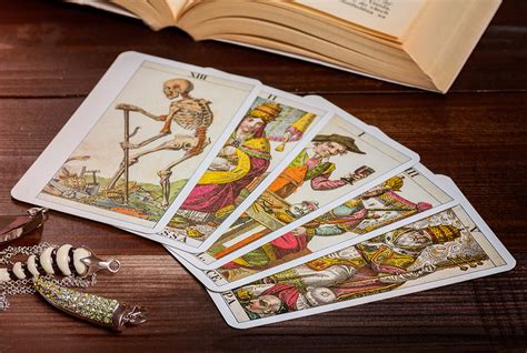 If you are actually trying to learn the cards (as opposed to reading this out of curiosity), try to tell the story to yourself now. Lifelong Learning Introduction to Tarot Card Reading class is Oct. 25 - KCC Daily