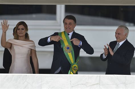 Choro De Bolsonaro E Temer Nos Bastidores Confira Imagens Que Marcaram A Posse