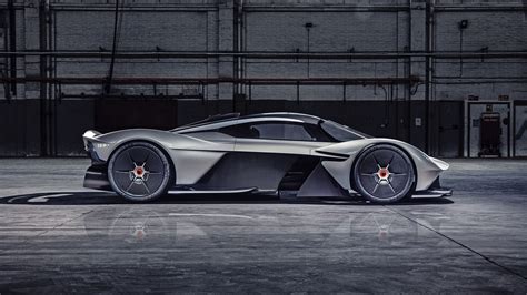 Aston Martin Valkyrie Hypercar The First Customer Car Is Here Car