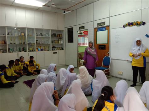 Yang berusaha puan pengetua smk sultan ibrahim satu, akan merasmikan mesyuarat agung ini. KAUNSELOR NURHAIZA CHE MAT : Minit Mesyuarat Agung Kelab ...