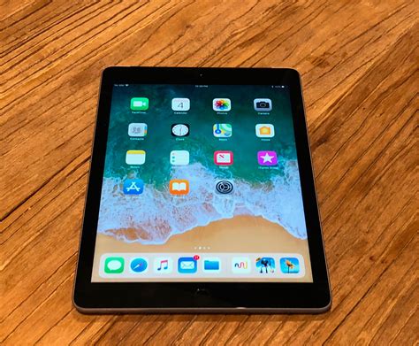 Apple Ipad 2018 Review Video