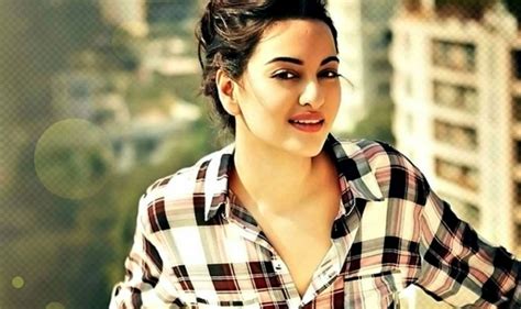 Case Registered Against Actress Sonakshi Sinha Up Police Went To Her Residence In Mumbai