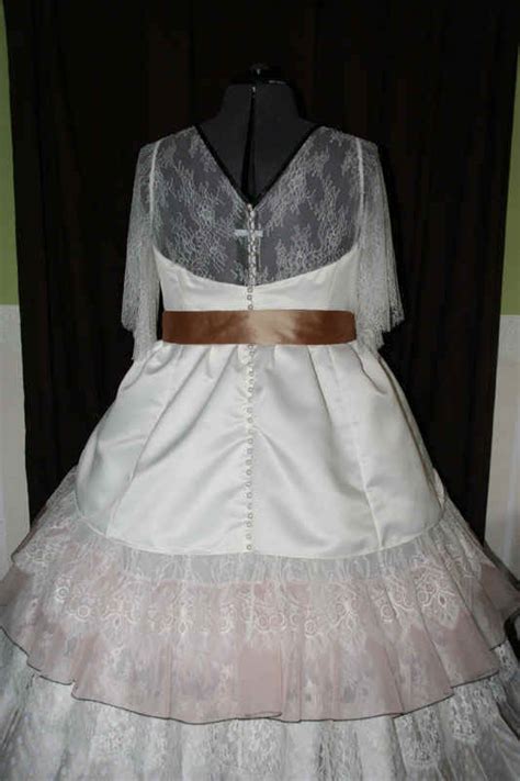 Ich liebe hochzeitskleider sehr, aber finde die farbe weiß schwierig darzustellen. Steampunk Ausgefallene Hochzeitskleider