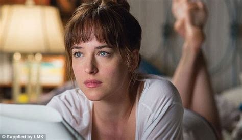 Fifty Shades Of Greys Dakota Johnson Used Bum Double For Romp Scene Daily Mail Online