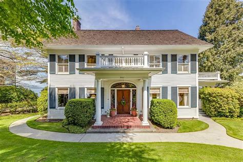 Americas Most Charming Colonial Homes For Sale