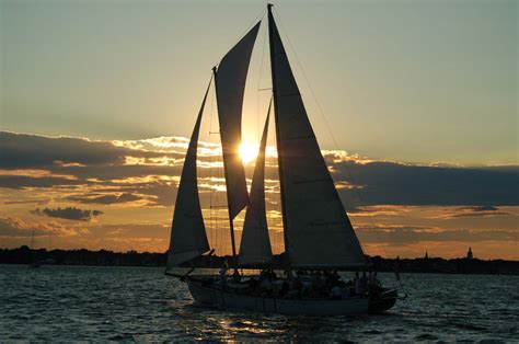 Schooner Woodwind Specialty Cruises